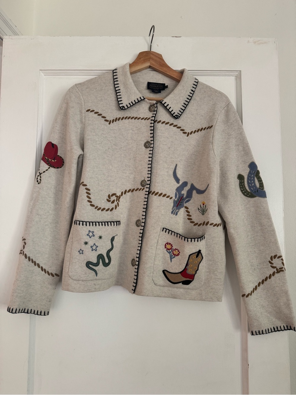 Pendleton Souvenir Cardigan Embroidered Western Applique